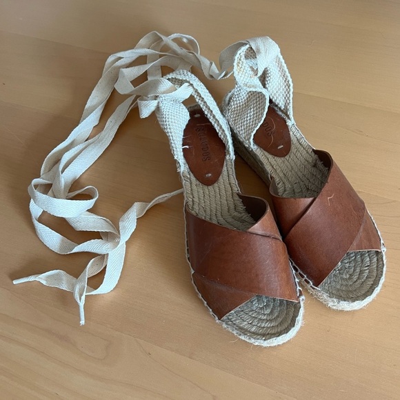 SALUDOS Lace-up Espadrilles Sandals Low Wedge SIZE 6 - Picture 7 of 7